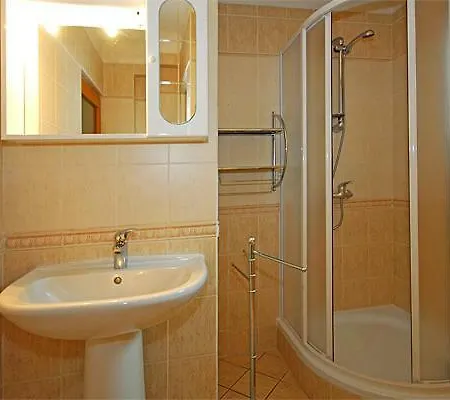 Privat Hriadky בית אירוח *