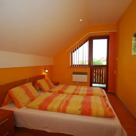 Privat Hriadky Проживание в семье